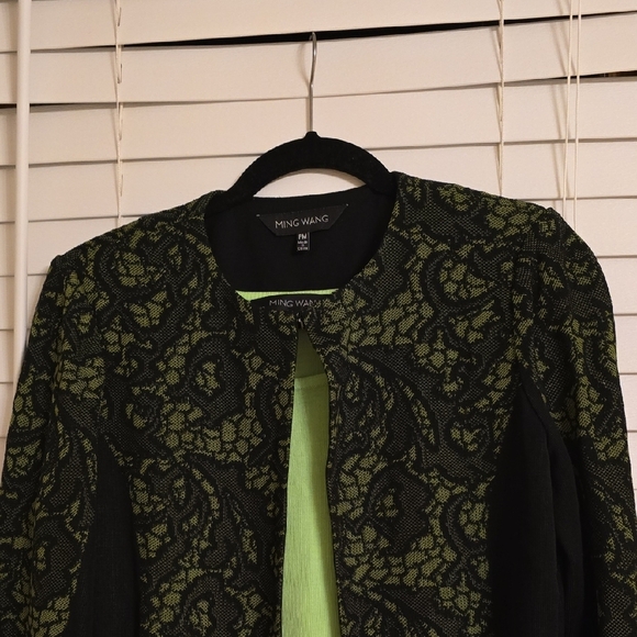 Ming Wang 2 Pieces Black and Green Blazer with Floral Lace And Top - Picture 3 of 15